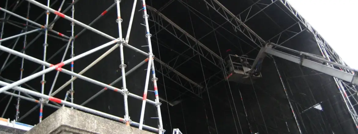 konstrukcja rusztowania sceny